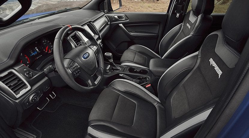 cómo limpiar el interior del auto